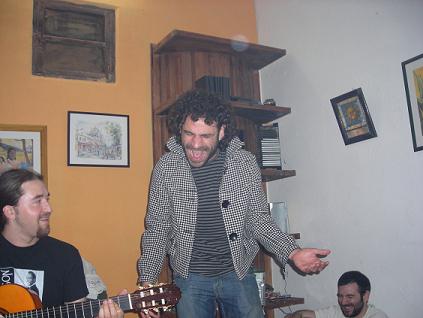 CAMARON ESTA VIVO!!!!!!!